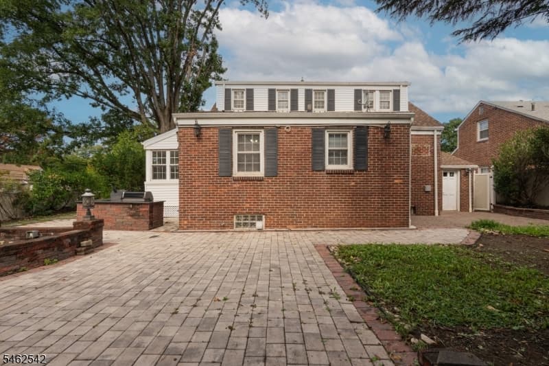 303 Huntington Rd, Union Twp. photo 47