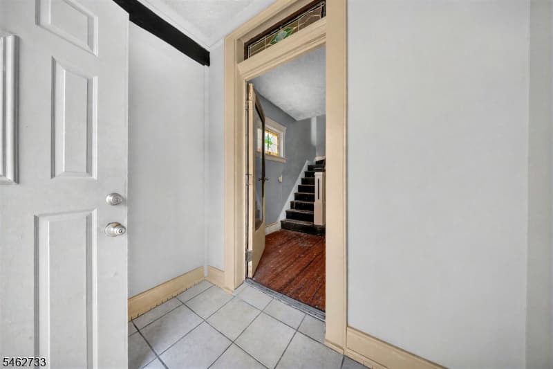 65 Revere Ave, Union Twp. photo 6