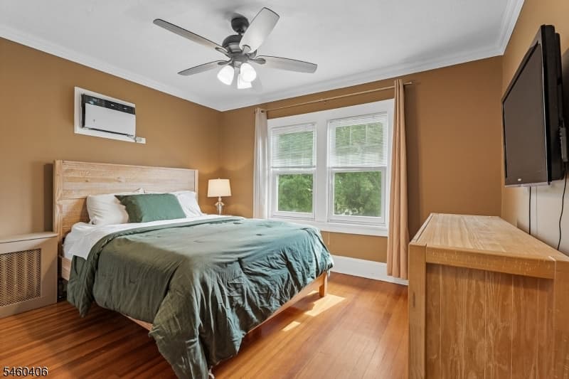 548 Hort St, Westfield Town photo 11