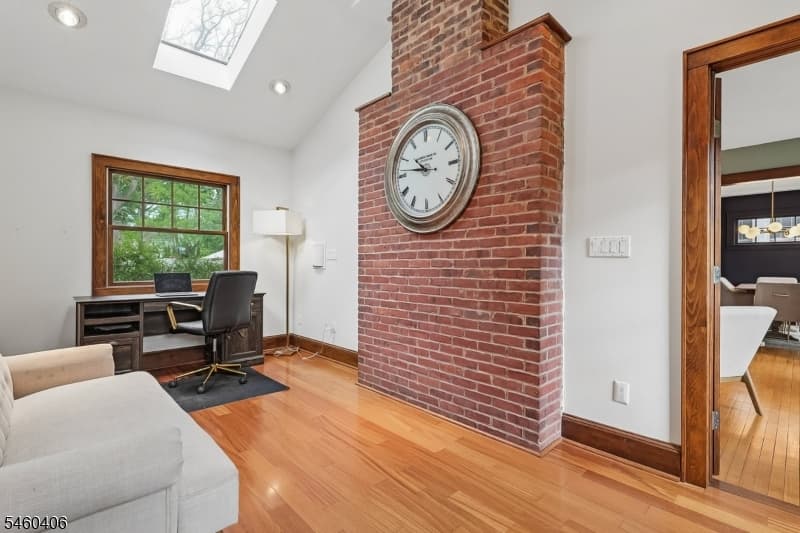 548 Hort St, Westfield Town photo 4