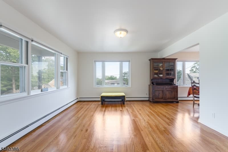 30 Clark St, Summit City photo 6
