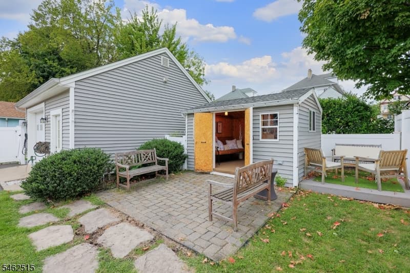 528 Downer Street, Westfield Town photo 30