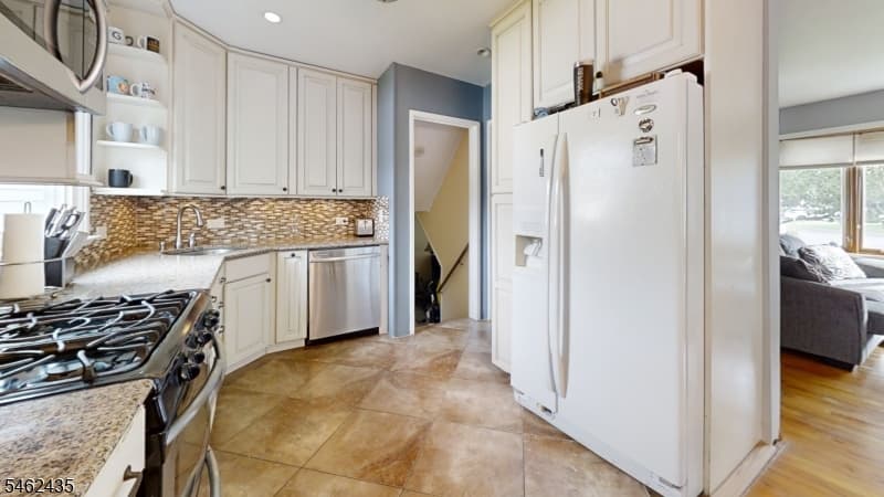 30 Pembrook Dr, Kenilworth Boro photo 6