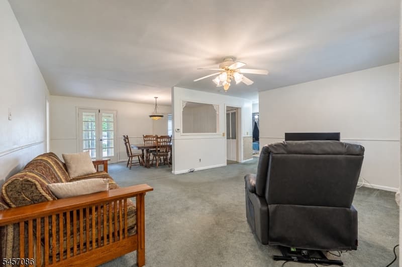 1090 Milton Blvd, Rahway City photo 21