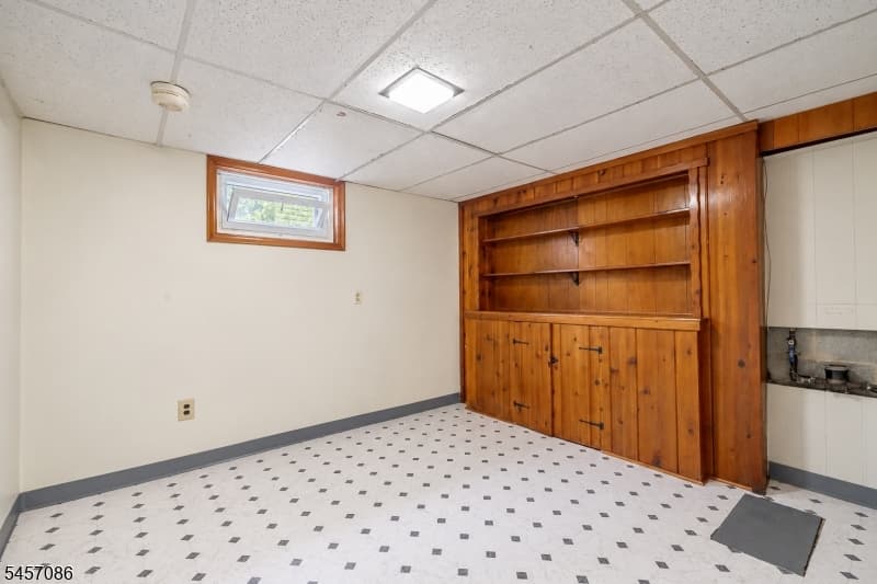 1090 Milton Blvd, Rahway City photo 30
