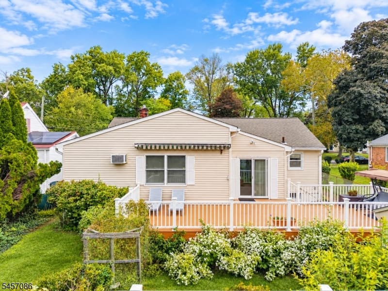 1090 Milton Blvd, Rahway City photo 4