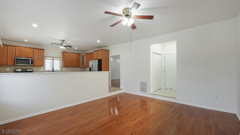 4 Paul Pl, Fanwood Boro photo 8