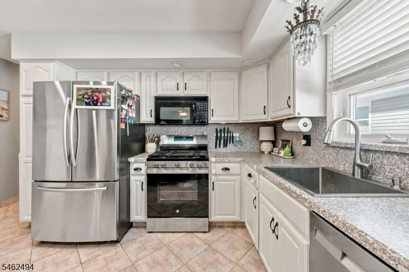 1446 Lambert St, Rahway City photo 11