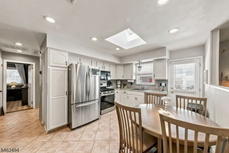 1446 Lambert St, Rahway City photo 9