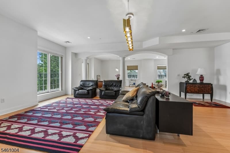 111 Prospect St 4C, Westfield Town photo 4