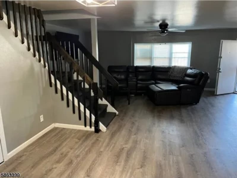 604 Livingston St, Elizabeth City photo 2