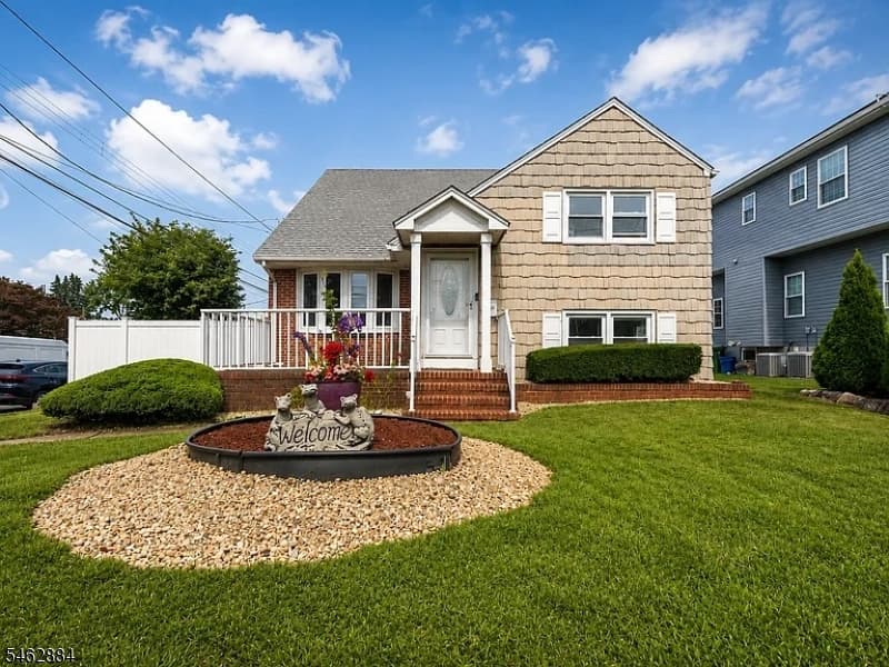 74 Raritan Rd, Linden City