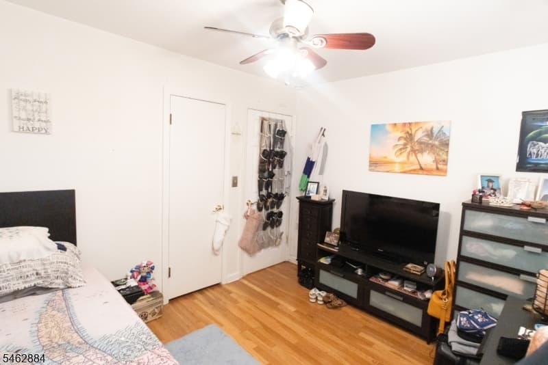 74 Raritan Rd, Linden City photo 16
