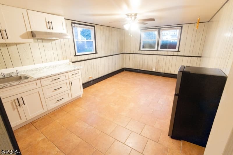 74 Raritan Rd, Linden City photo 17