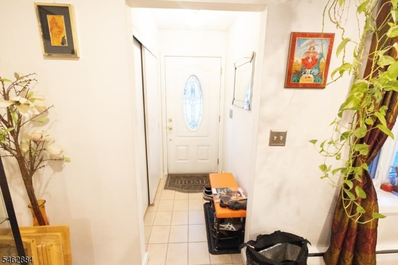 74 Raritan Rd, Linden City photo 2