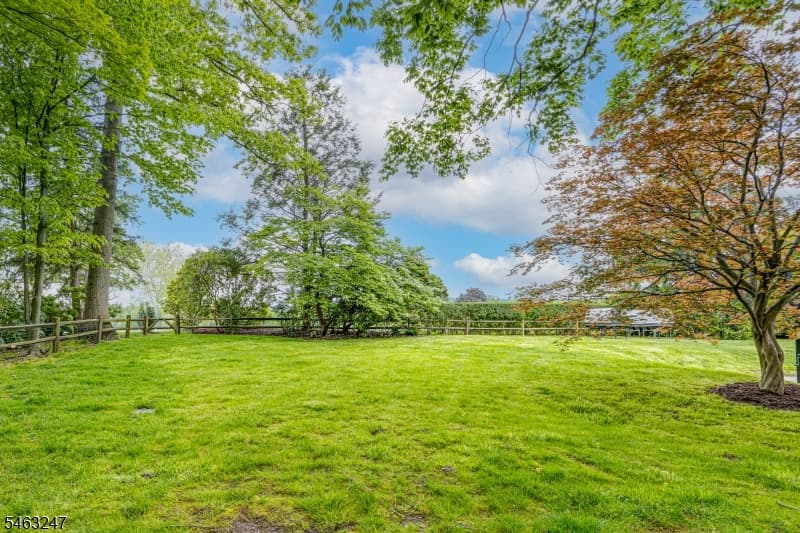 113 Golf Edge Dr, Westfield Town