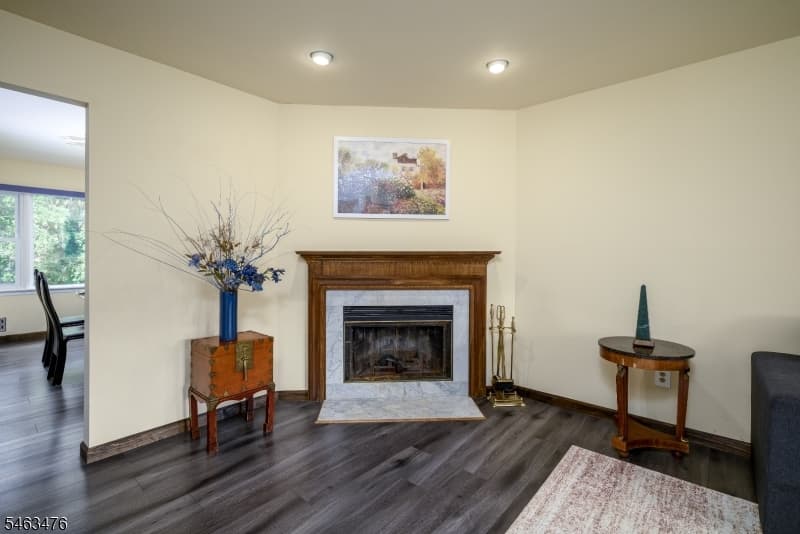 1168 Lake Avenue, Clark Twp. photo 5