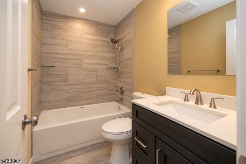 251 Broadmoor-6, Union Twp. photo 11