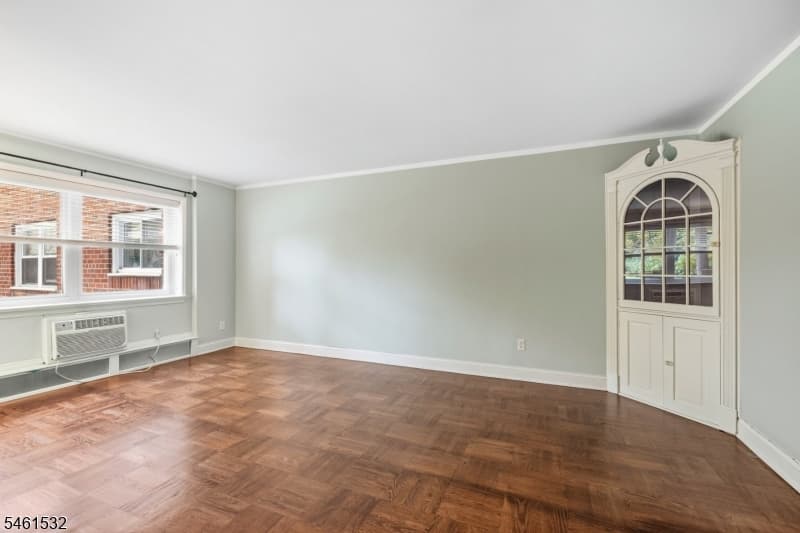 18 Springfield Ave, Cranford Twp. photo 3