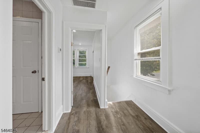 704 W Lake Ave, Rahway City photo 10