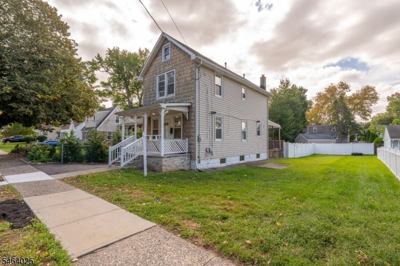 704 W Lake Ave, Rahway City photo 2