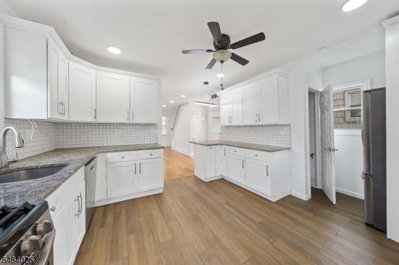 704 W Lake Ave, Rahway City photo 6
