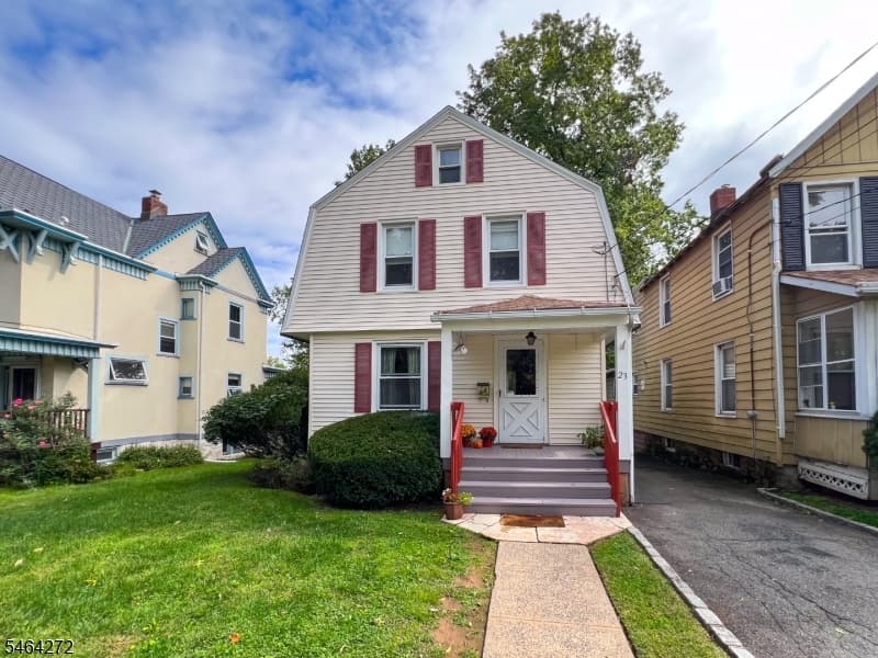 23 Salter St, Springfield Twp.