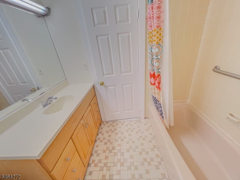 23 Salter St, Springfield Twp. photo 27