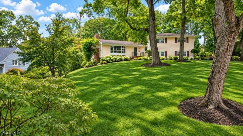 16 Warren Pl, Berkeley Heights Twp. photo 2