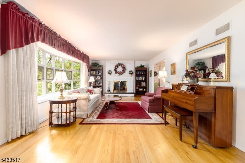 16 Warren Pl, Berkeley Heights Twp. photo 4