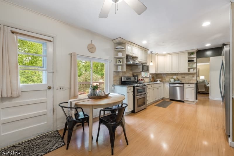 43 Chaucer Dr, Berkeley Heights Twp. photo 15