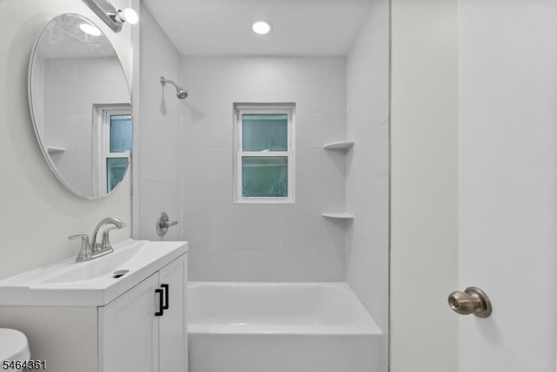 925 Middlesex St, Linden City photo 18