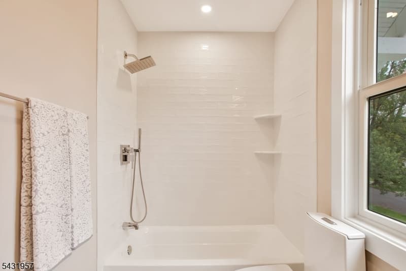 555 Mountain Ave, Westfield Town photo 23