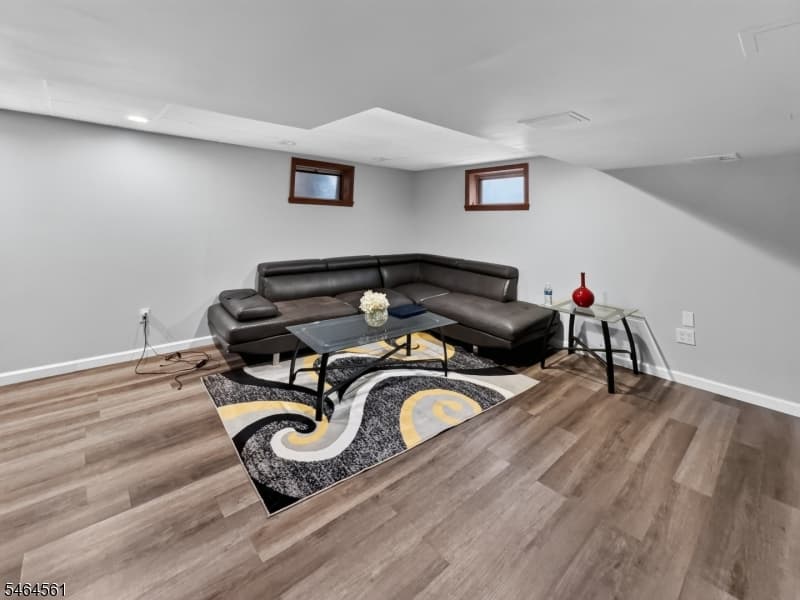 615 Lindegar St, Linden City photo 12