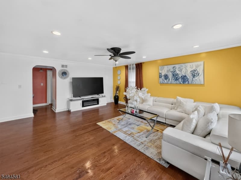 615 Lindegar St, Linden City photo 3