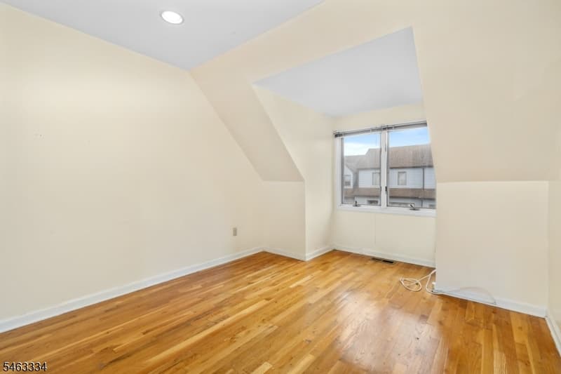 21 Village Park Ct, Scotch Plains Twp. photo 14