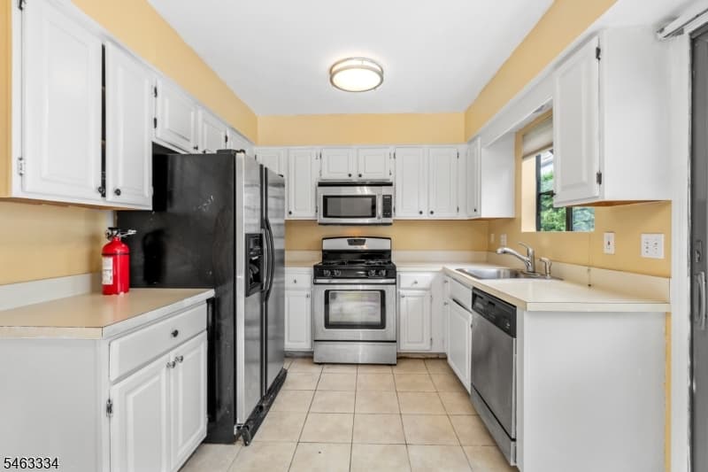 21 Village Park Ct, Scotch Plains Twp. photo 8