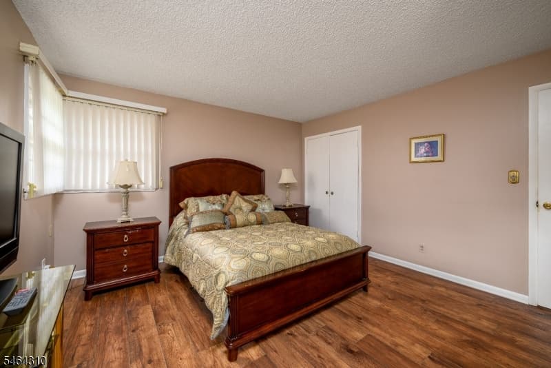 385 Jensen Ave, Rahway City photo 9