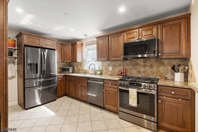 241 Hawthorne St, Scotch Plains Twp. photo 8
