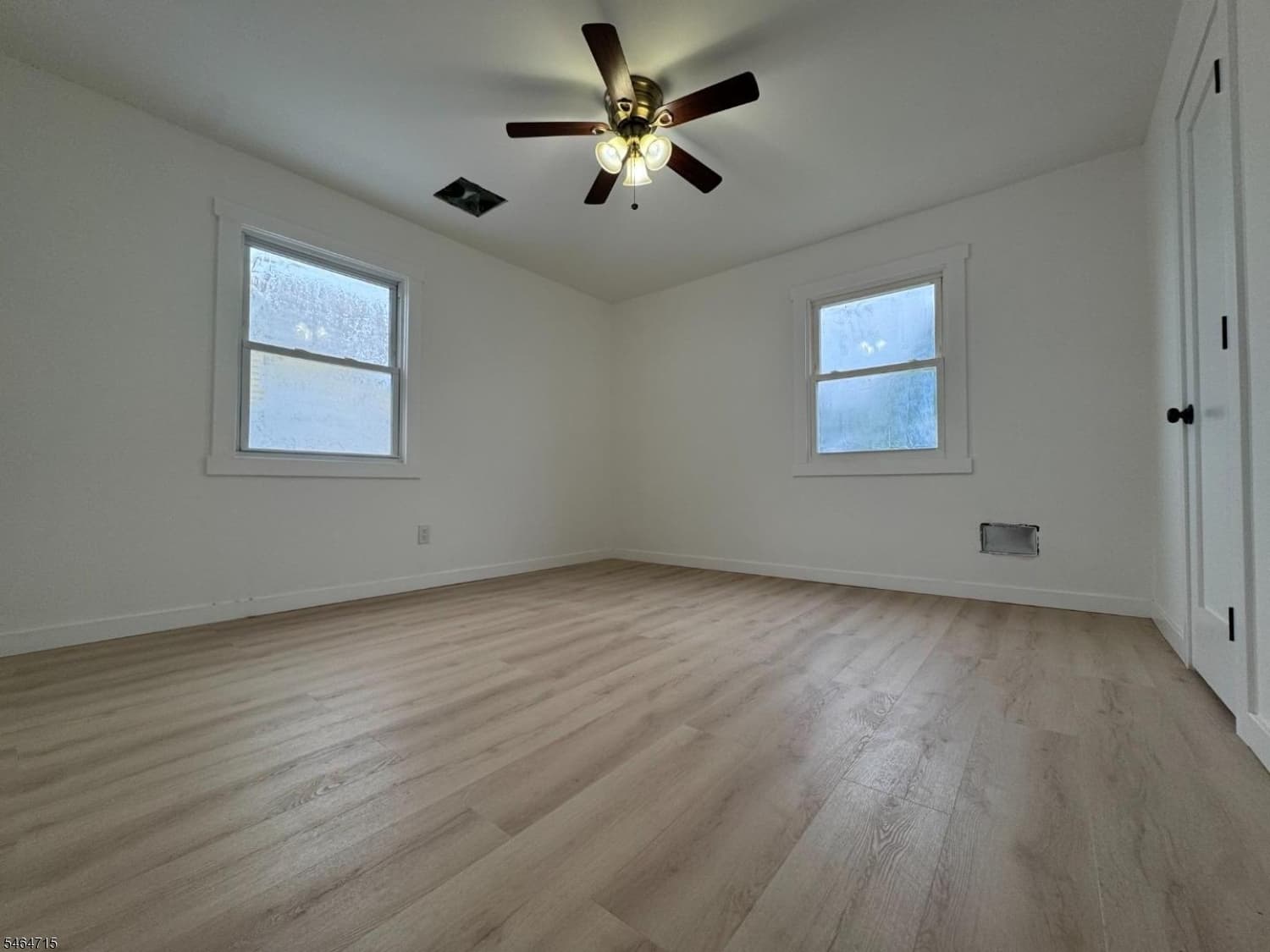 235 Windsor Ave, Westfield Town photo 15