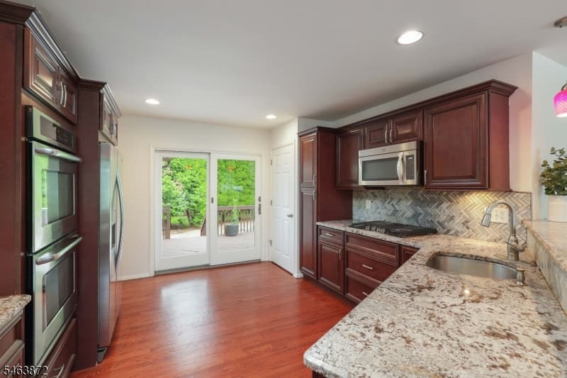 77 Schwin Drive, Clark Twp. photo 12