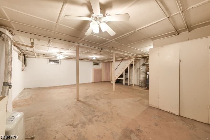 842 Travers St, Union Twp. photo 17