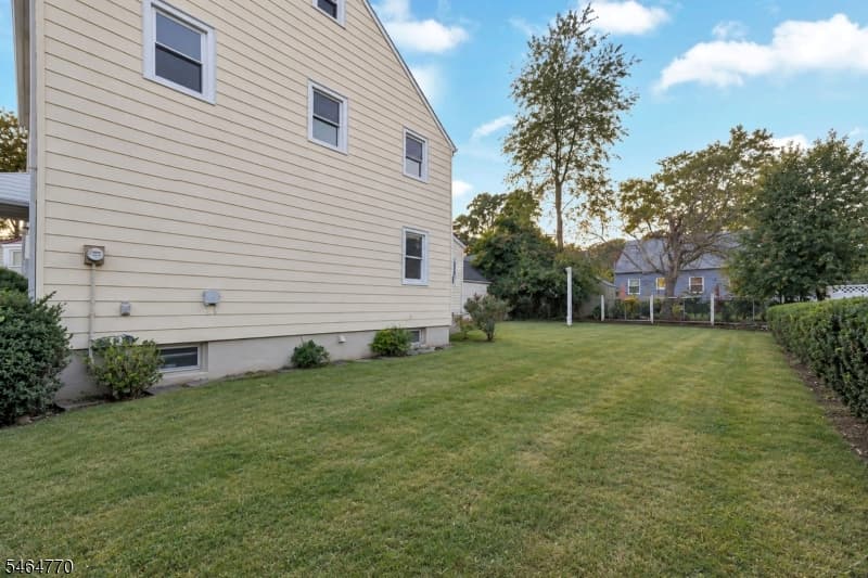 842 Travers St, Union Twp. photo 21