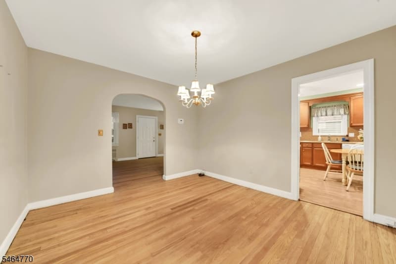 842 Travers St, Union Twp. photo 6
