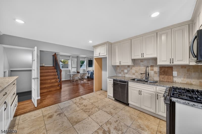 2837 Wickersham Ave, Linden City photo 9