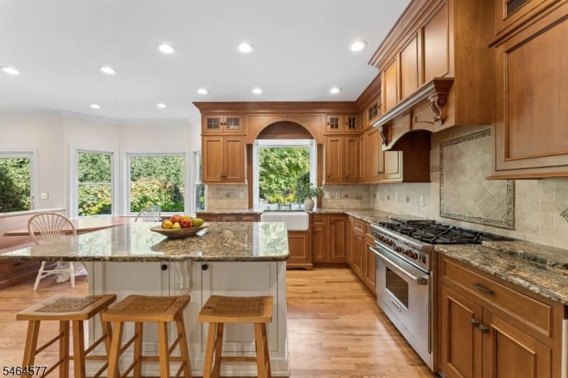 31 Old Farm Rd, Berkeley Heights Twp. photo 10