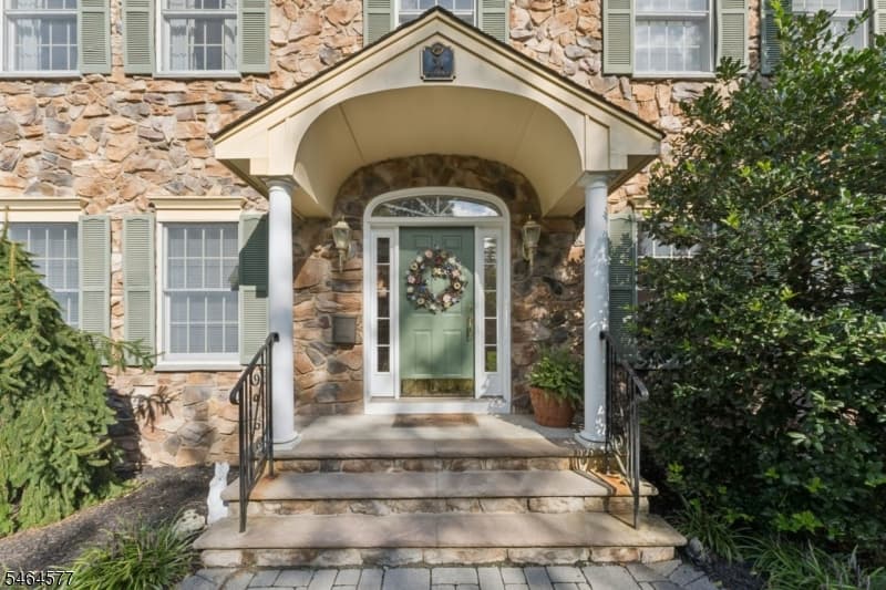 31 Old Farm Rd, Berkeley Heights Twp. photo 4