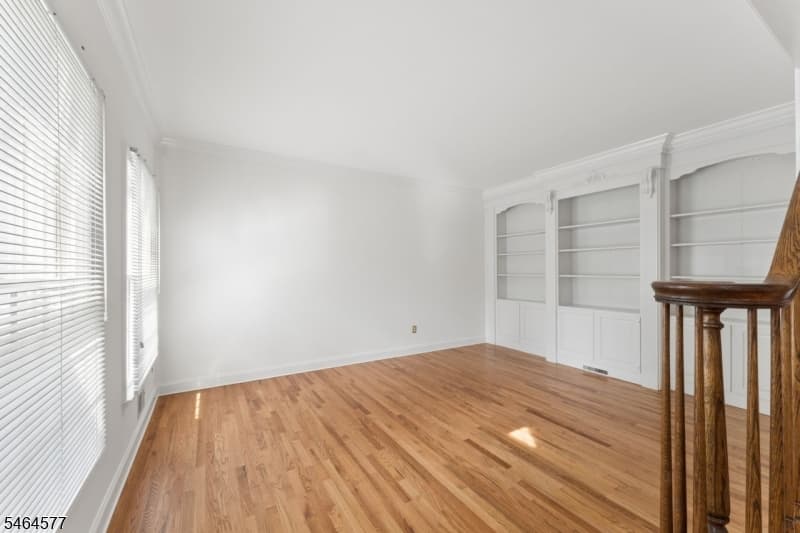 31 Old Farm Rd, Berkeley Heights Twp. photo 6
