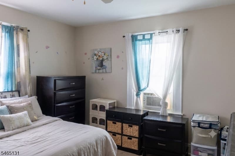 1074 Rose St, Plainfield City photo 14