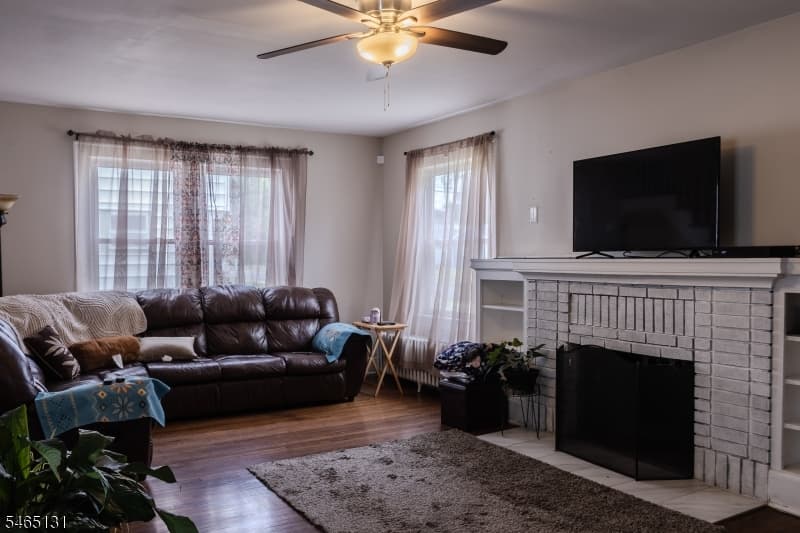 1074 Rose St, Plainfield City photo 4